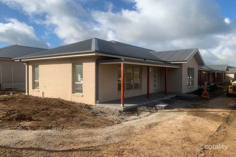 3/1 Roger St, Romsey, VIC 3434