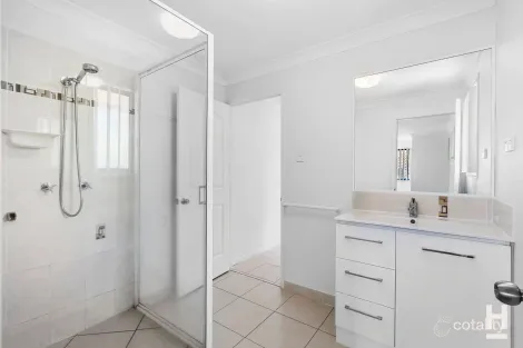 Property photo of 13 Gillespie Street Wandal QLD 4700
