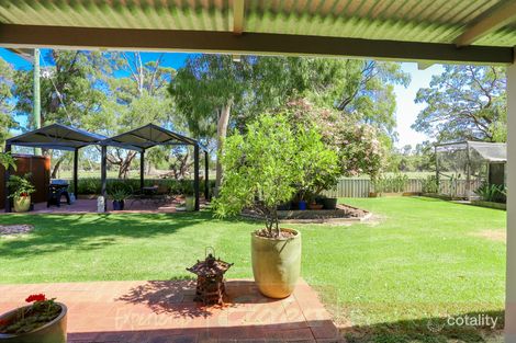 437 Ludlow Rd N, Forrest Beach, WA 6271