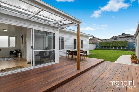 Property photo of 8 Curlew Avenue Altona VIC 3018