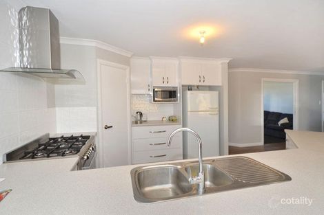 30 Kitcher Pde, Mckail, WA 6330