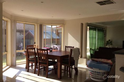 Property photo of 63 Kurrajong Road Narre Warren VIC 3805