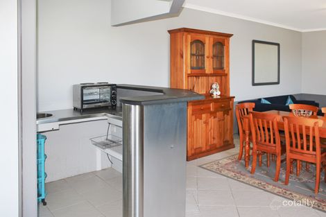 Property photo of 1 Fig Tree Lane Fennell Bay NSW 2283