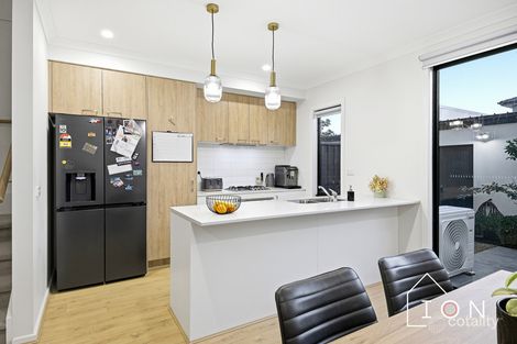 Property photo of 7 Eifel Walk Clyde VIC 3978