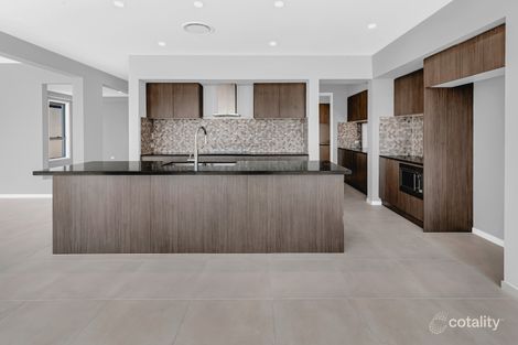 44 Meadow Cct, Helensvale, QLD 4212