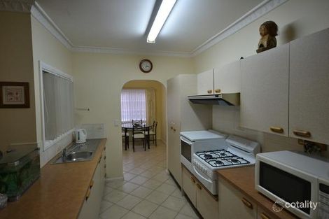 Property photo of 383 Tuggerawong Road Tuggerawong NSW 2259