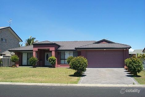 6 Gumnut Rd, Yamba, NSW 2464