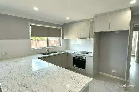 Property photo of 32 Fraser Street Macquarie Fields NSW 2564