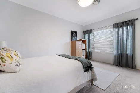 Property photo of 28 Yanderra Street Condell Park NSW 2200