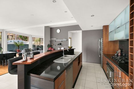 Property photo of 118 Sherbourne Road Montmorency VIC 3094