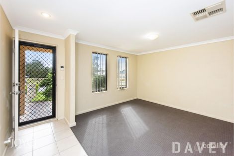Property photo of 6 Crosthwait Circle Tapping WA 6065
