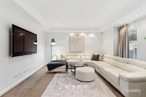 Property photo of 28 Shoreham Turn Mindarie WA 6030