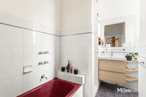 Property photo of 4 Scotts Parade Ivanhoe VIC 3079