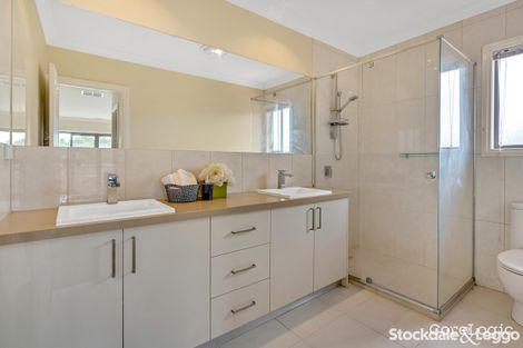 Property photo of 52 Canterbury Avenue Sunbury VIC 3429