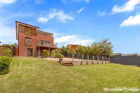 Property photo of 52 Canterbury Avenue Sunbury VIC 3429