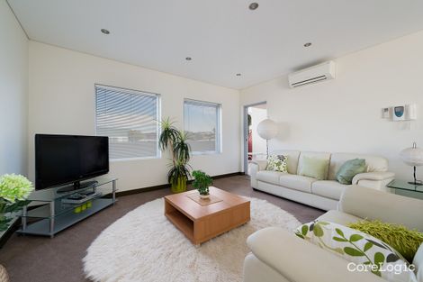 Property photo of 8/16 Ocean Street Narrabeen NSW 2101