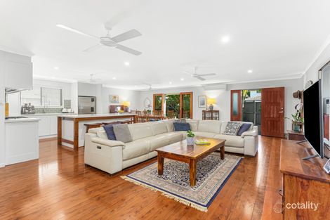 Property photo of 19 Pinaroo Crescent Ashmore QLD 4214