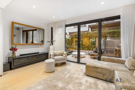 Property photo of 5 Stonepine Drive Moonee Ponds VIC 3039