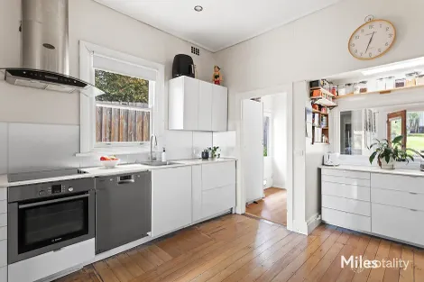 Property photo of 4 Scotts Parade Ivanhoe VIC 3079