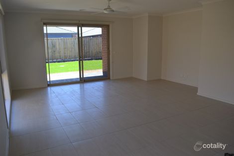 Property photo of 22 Ramel Way Pakenham VIC 3810