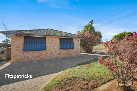 65 Northcott Pde, Mount Austin, NSW 2650