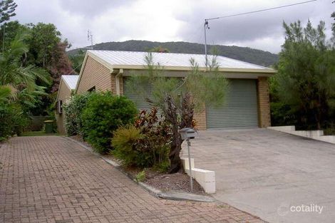 Property photo of 5 Egmont Close Clifton Beach QLD 4879