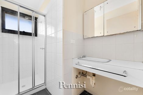 3 Elmhurst Rd, Gladstone Park, VIC 3043