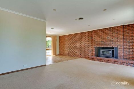 Property photo of 1 Heron Court Sale VIC 3850