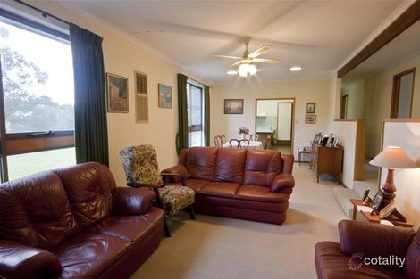 Property photo of 15 Bronze Wing Crescent Hazelwood North VIC 3840