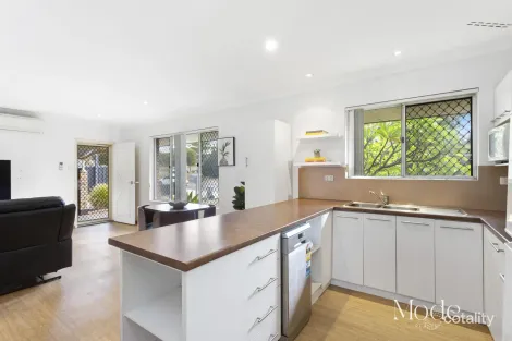 Property photo of 1B Bellairs Road Kardinya WA 6163
