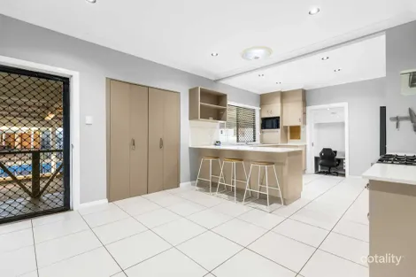 Property photo of 2 Croxley Street Harristown QLD 4350