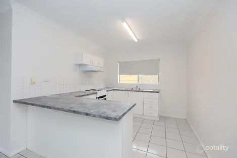 Property photo of 1/27 Mintaro Crescent Woree QLD 4868