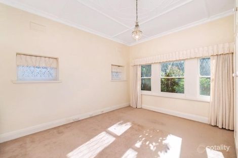 Property photo of 16 Maple Crescent Camberwell VIC 3124