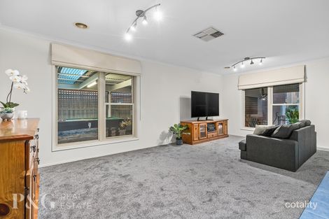 Property photo of 10 Malabar Court Narre Warren South VIC 3805