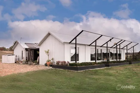 67 Halls Lane, Snake Valley, VIC 3351