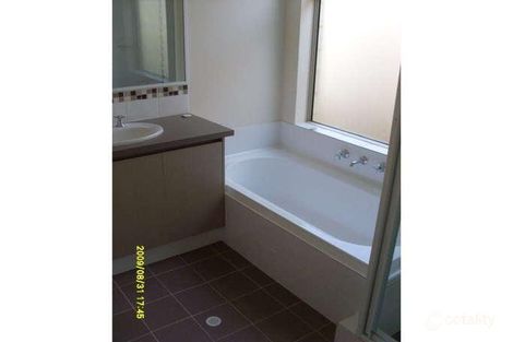 Property photo of 2 Devonshire Terrace Armadale WA 6112