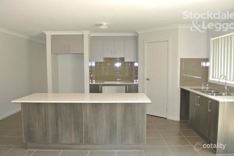 Property photo of 27 Trask Rise Bacchus Marsh VIC 3340