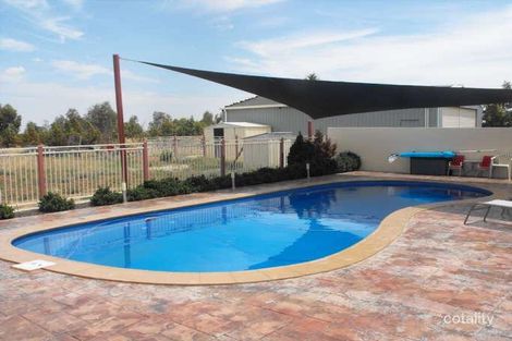 Property photo of 10 James Lillis Drive Yarrawonga VIC 3730