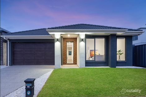 38 Borthwick Pde, Clyde North, VIC 3978