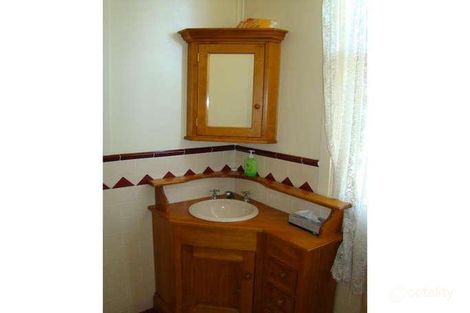 Property photo of 21 Quarry Street Ipswich QLD 4305