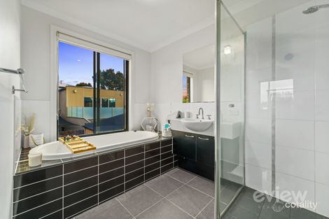 Property photo of 78 Riversdale Drive Tarneit VIC 3029