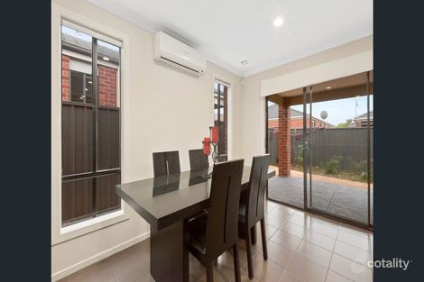 Property photo of 44 Pearl Drive Craigieburn VIC 3064