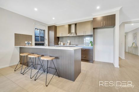 Property photo of 32 Bluejay Road Doreen VIC 3754