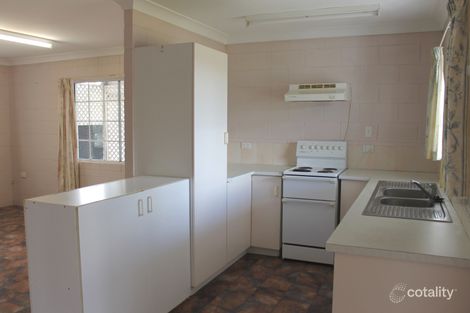 Property photo of 4 Kent Street Bororen QLD 4678