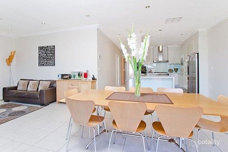 Property photo of 23 Balmoral Avenue Strathmore VIC 3041