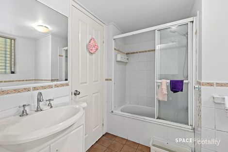 Property photo of 2/58 Birley Street Spring Hill QLD 4000