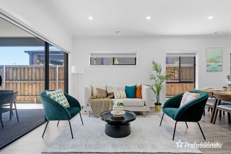 Property photo of 5 Casine Road Fraser Rise VIC 3336