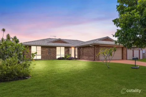 Property photo of 4 Beachside Court Toogoom QLD 4655