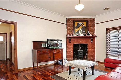 Property photo of 92 Leamington Street Reservoir VIC 3073
