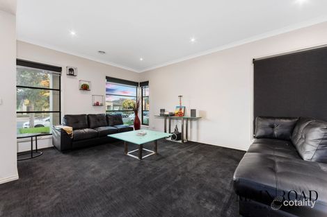 Property photo of 94 Aspire Boulevard Fraser Rise VIC 3336
